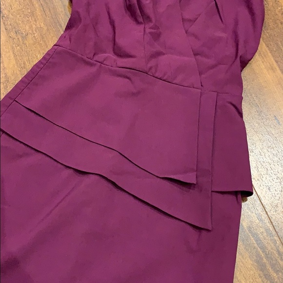 Le chateau Peplum dress - Picture 2 of 4